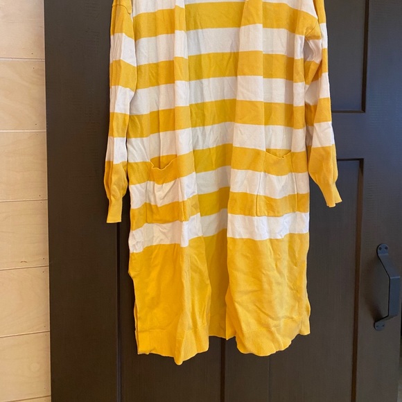 Cardigan - Picture 2 of 2